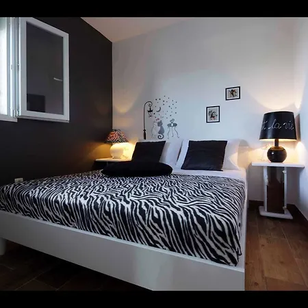 Elda Apartman Makarska