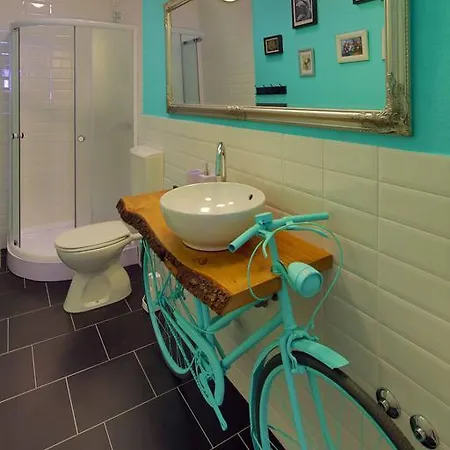 埃尔达公寓 公寓 *