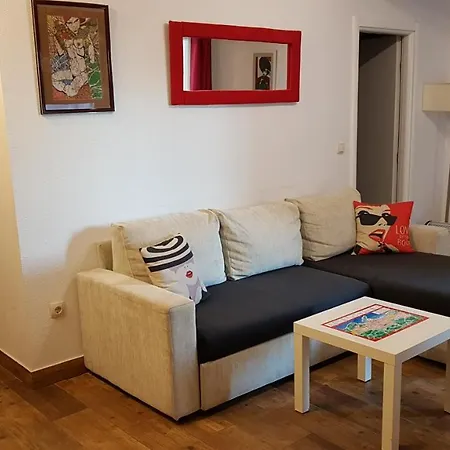 埃尔达公寓 * 马卡尔斯卡